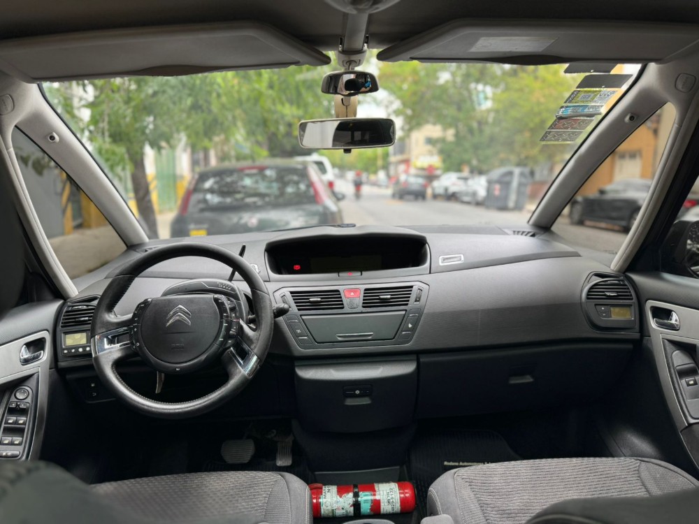 Citroën C4 Picasso Exclusive — foto 9